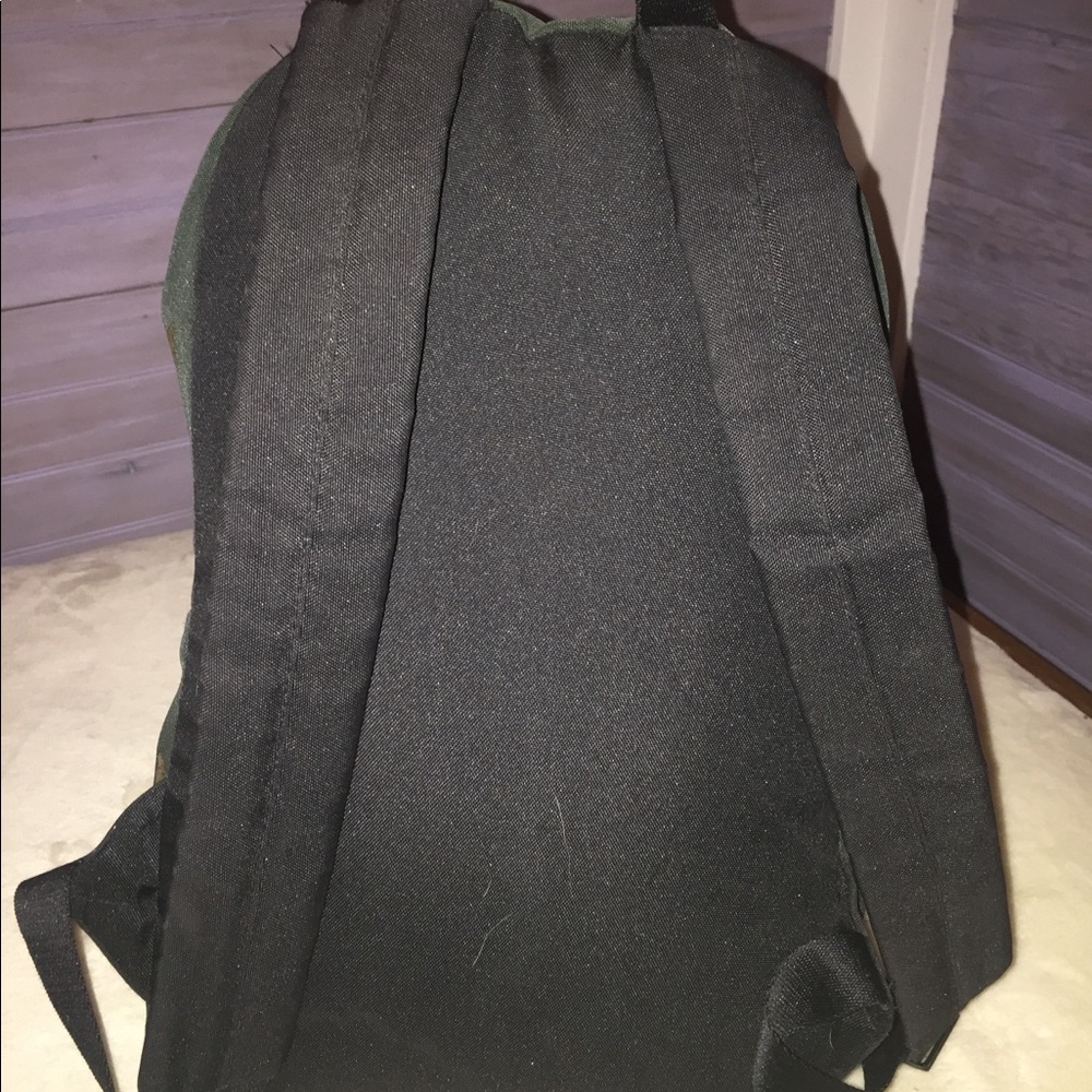 Backpack - Picture 3 of 3